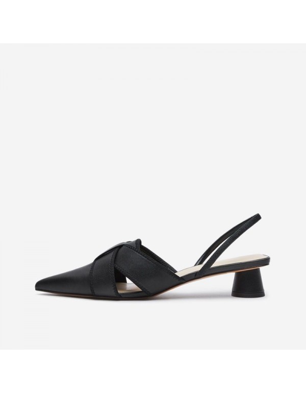 New European and American Roman shoes in spring and summer 2020 with crisscross head and decorative pointed middle heel black single shoes for women