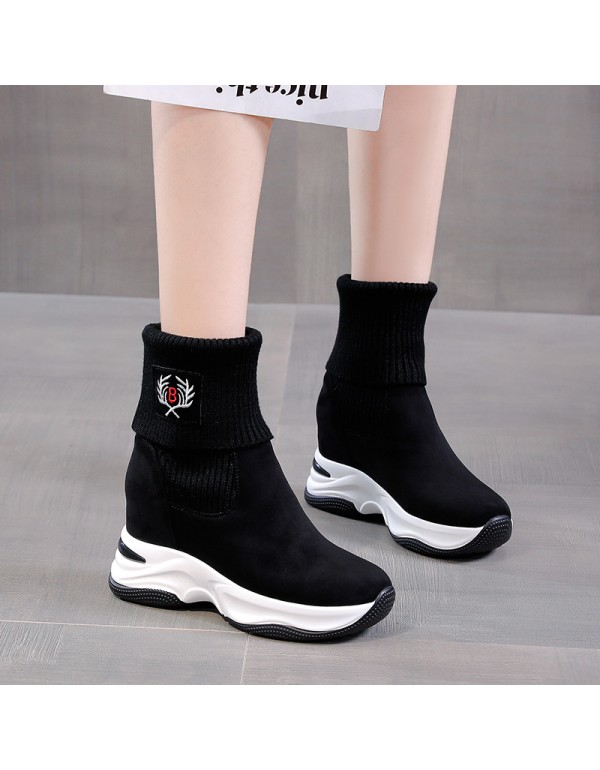 2020 new autumn and winter socks boots Martin cotton shoes British style Plush thickened inner raised thick soled short boots women's snow boots