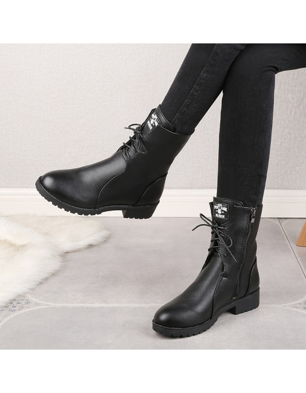 Foreign trade large size Martin boots women 2021 new plush Women European and American cross-border flat bottomed thick heel women's short boots are directly supplied by manufacturers 
