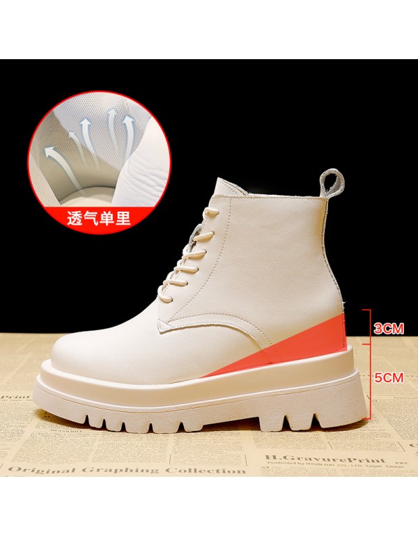 New women's shoes in autumn and winter 2020 thick soled inner height Martin boots black handsome short boots locomotive boots autumn