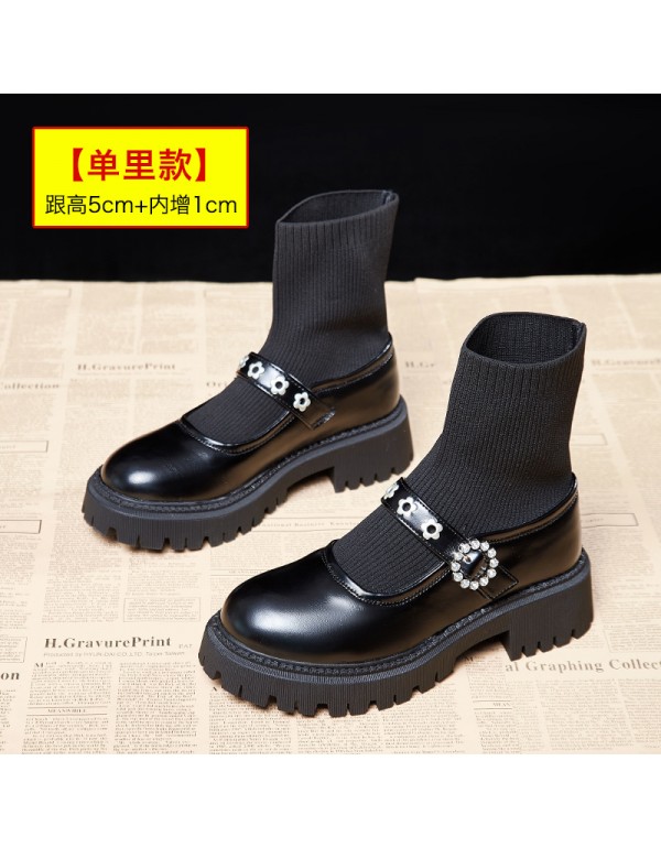 Elastic socks boots women's thick soles 2021 spring and autumn fashion short boots Martin boots women's summer thin high top Mary Jane shoes