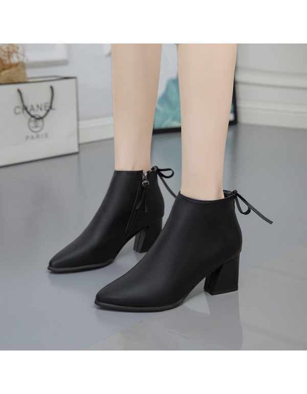 2021 fashion foreign trade small size Martin boots women's autumn and winter new single boots short barrel thick heel high top retro boots bare boots