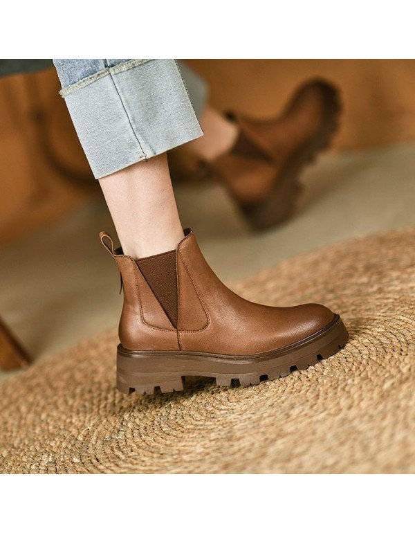 Chelsea short boots women's chimney boots round head thick bottom English Martin boots autumn winter Brown retro short boots