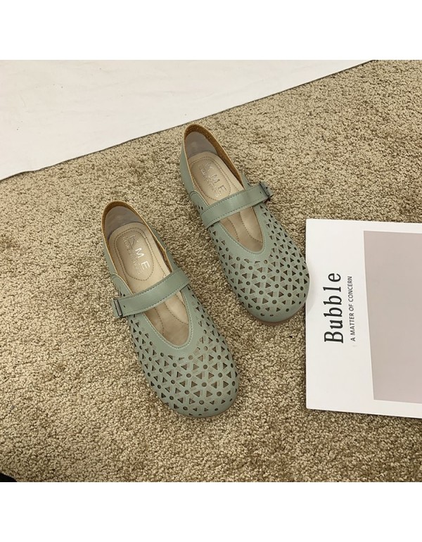 2021 summer new hollow out flat sole single shoes with one-line buckle, round head shallow mouth pea shoes, soft soled pregnant women's shoes
