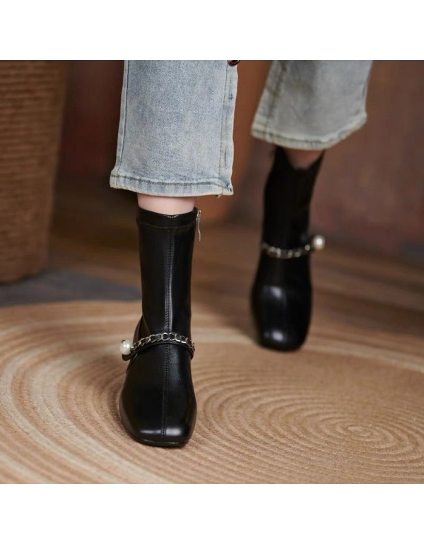 Short boots women's autumn and winter new 2021 simple British thick heel Martin boots leather metal chain buckle fashion boots