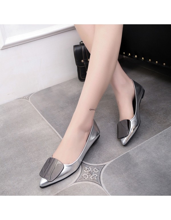 2021 spring and autumn Korean flat shoes comfortable single shoes women's pointed shallow mouth flat heels fashion square buckle women's shoes wholesale