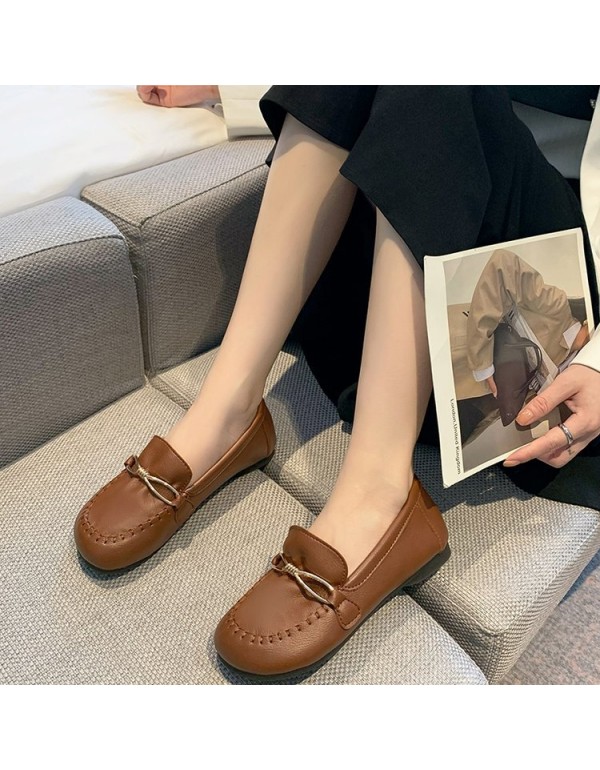 2021 autumn new Korean flat sole single shoes round head shallow mouth metal buckle soft bottom pea shoes fashion women's shoes wholesale