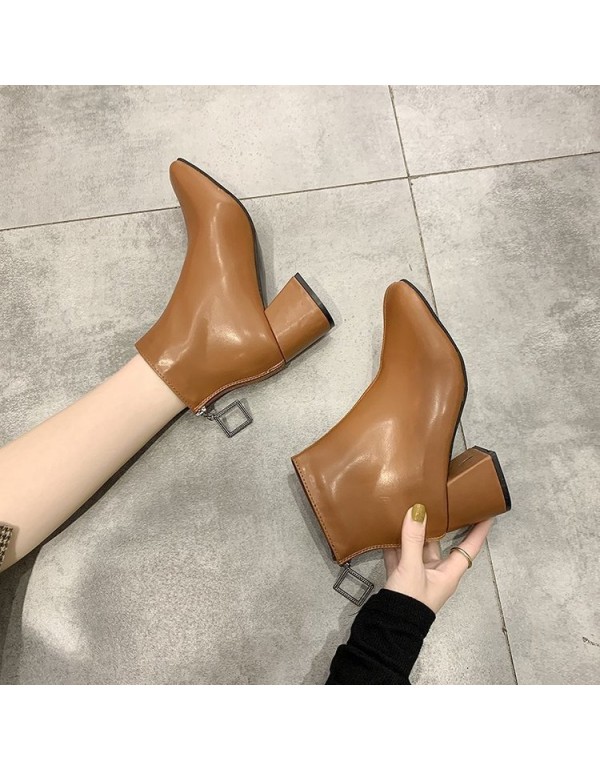 2021 autumn and winter New Retro thick heel short boots square head leather Martin boots back zipper Plush high-heeled women's boots wholesale