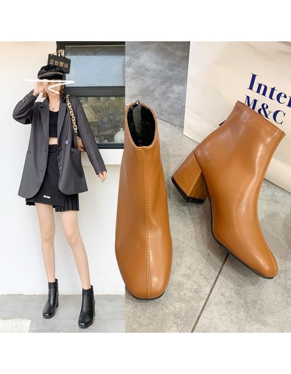 2021 autumn and winter New Retro thick heel short boots square head leather Martin boots back zipper Plush high-heeled women's boots wholesale