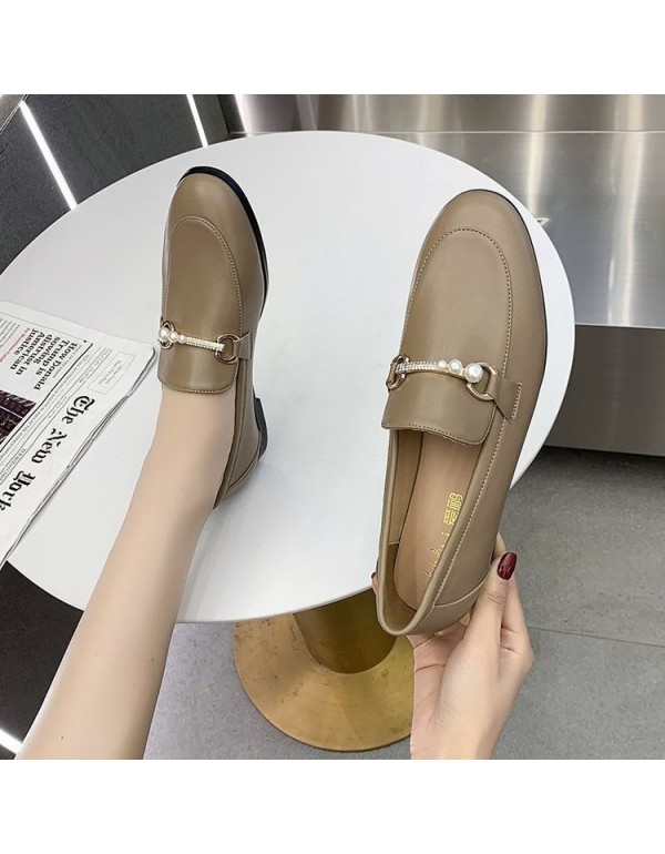 2021 spring new British style small leather shoes women's round head flat bottomed overshoe pea shoes pearl buckle single shoes wholesale