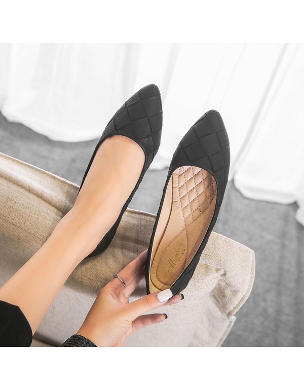 Working flat sole single shoes women's 2021 spring and autumn new flat shoes pointed shallow mouth Korean version versatile soft leather large size scoop shoes