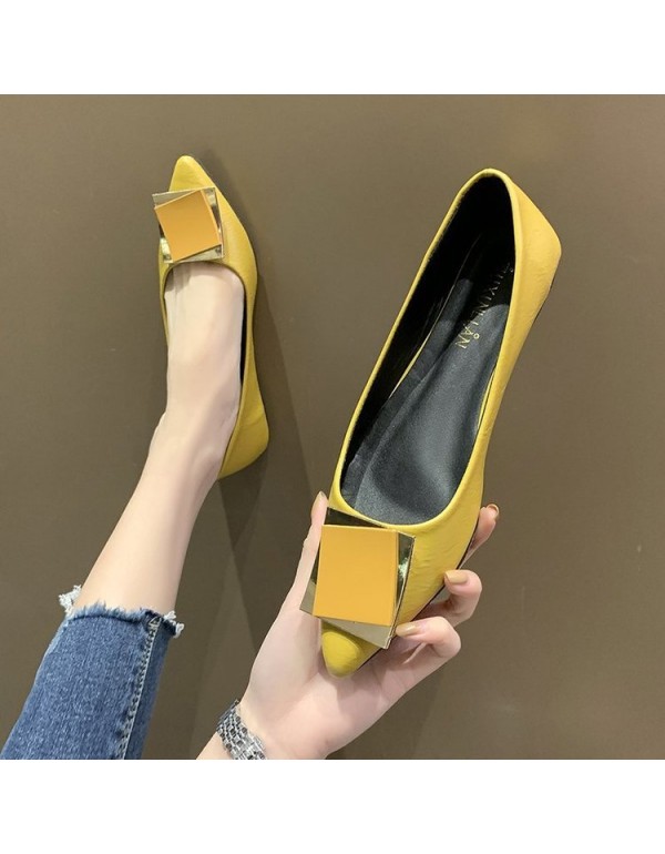 2021 spring new Korean flat shoes women's pointed shallow mouth flat heel shoes fashion square buckle leather women's shoes wholesale