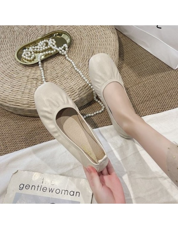 Wholesale of new Korean flat sole single shoes, square head shallow mouth Doudou shoes, wrinkled leather and soft sole women's shoes in autumn 2021