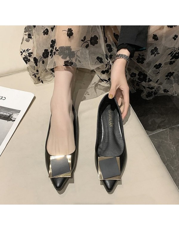 2021 spring new Korean flat shoes women's pointed shallow mouth flat heel shoes fashion square buckle leather women's shoes wholesale