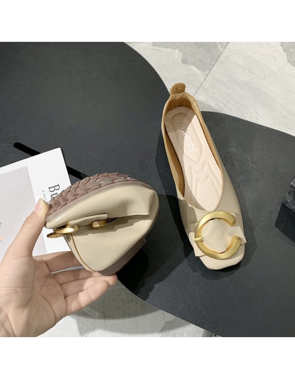 2021 spring new Korean flat shoes Square Head shallow mouth c-button Doudou shoes fashion soft bottom comfortable women's shoes wholesale