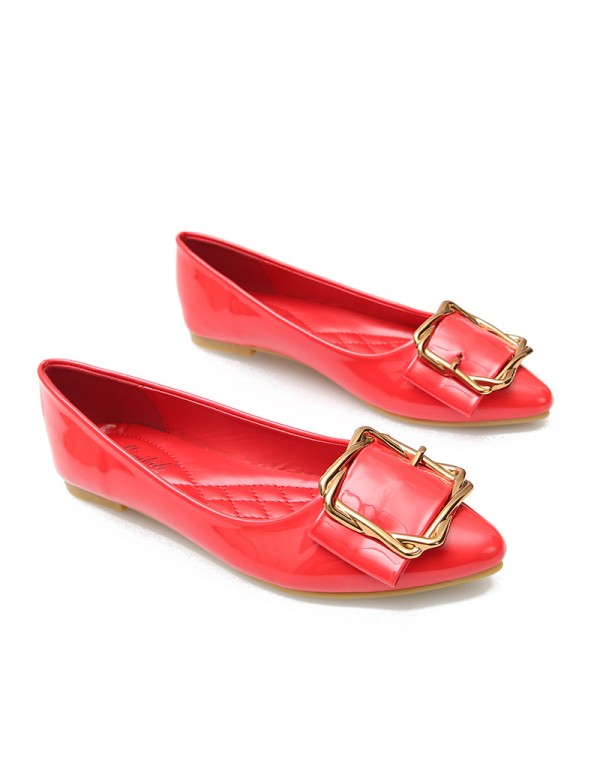 2021 new net red gentle Korean version single shoe female patent leather fairy style square buckle flat bottom shallow mouth Doudou shoes large 43