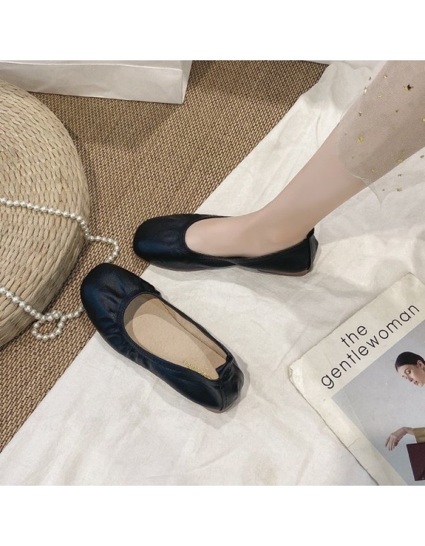 Wholesale of new Korean flat sole single shoes, square head shallow mouth Doudou shoes, wrinkled leather and soft sole women's shoes in autumn 2021