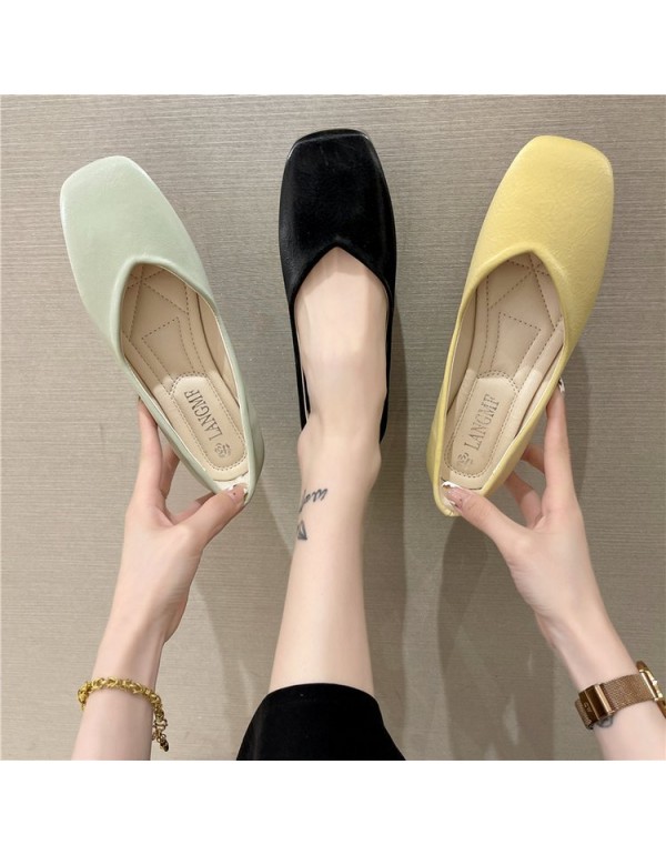 2021 summer new Korean flat sole single shoes with square head and shallow mouth, one foot pedaling Doudou shoes, fashion soft sole women's shoes wholesale