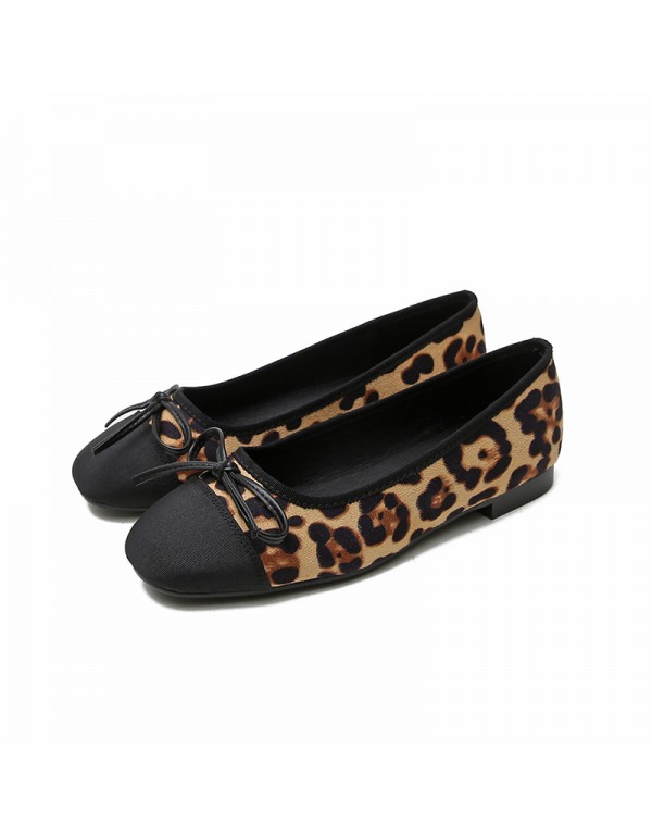 Flat bottomed square headed leopard print single shoes women's 2021 new Korean version sweet small fragrance soft sole shoes shallow mouth color matching large shoes