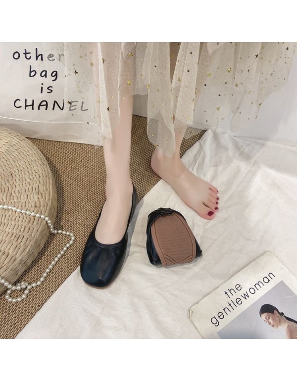 Wholesale of new Korean flat sole single shoes, square head shallow mouth Doudou shoes, wrinkled leather and soft sole women's shoes in autumn 2021