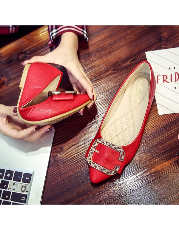 Flat bottomed large scoop shoes Doudou shoes 2021 spring and autumn new fashion red shoes soft bottomed boat shoes versatile small women's shoes