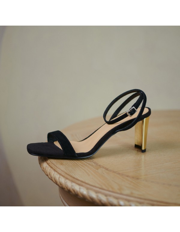 Temperament queen fan one line buckle high-heeled sandals European and American round head open toe black sheepskin thick heel sandals women