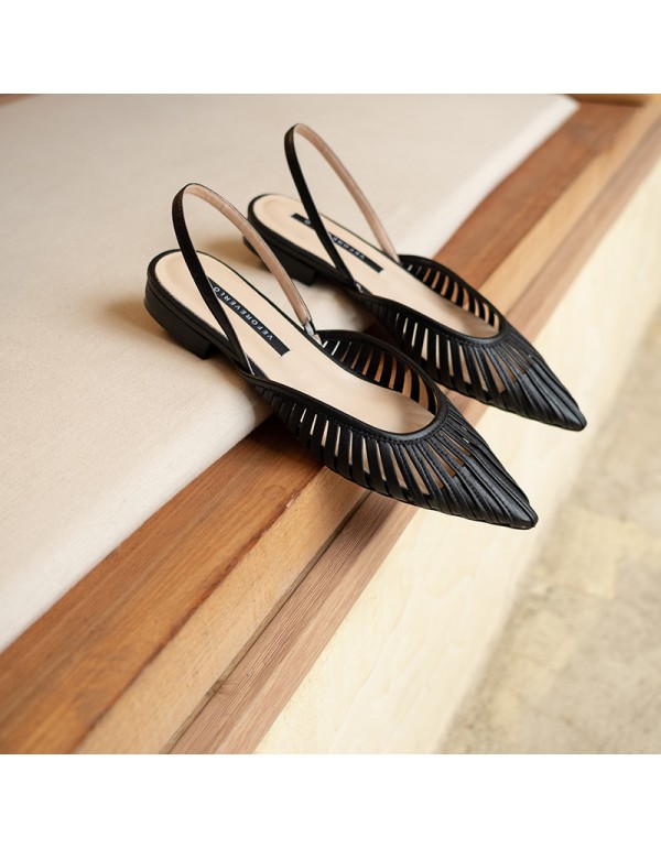 2020 summer new pointed Baotou flat sandals soft color thick heel simple fairy cowhide women's shoes 