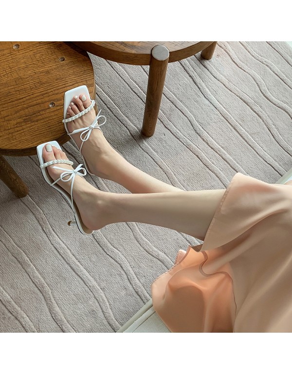 Medium heel sandals with pearl bow 2021 new French temperament, wearing square head, medium heel and thin heel sandals