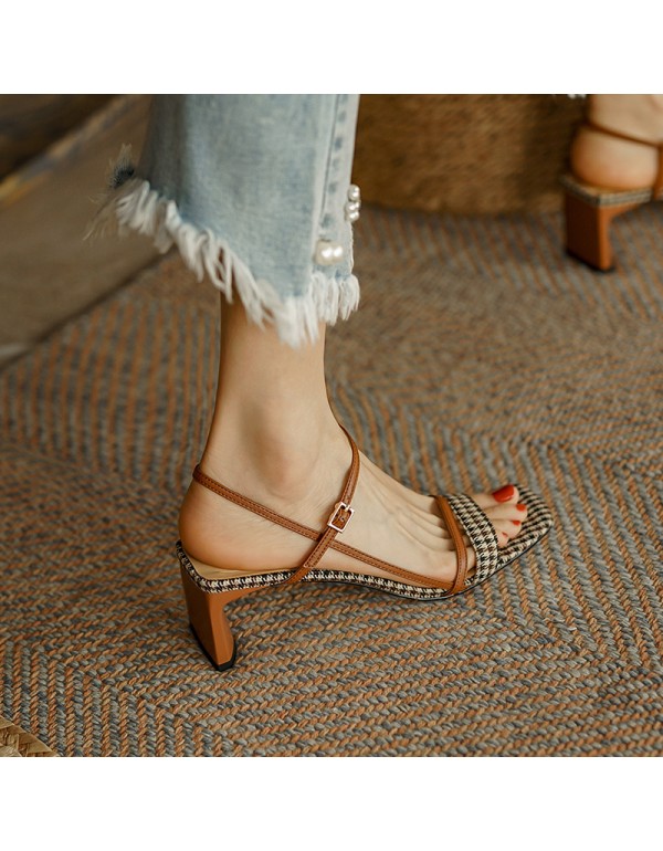 2021 new summer Korean version color blocking open toe simple retro one word thin belt high-heeled shoes thick heeled women's sandals