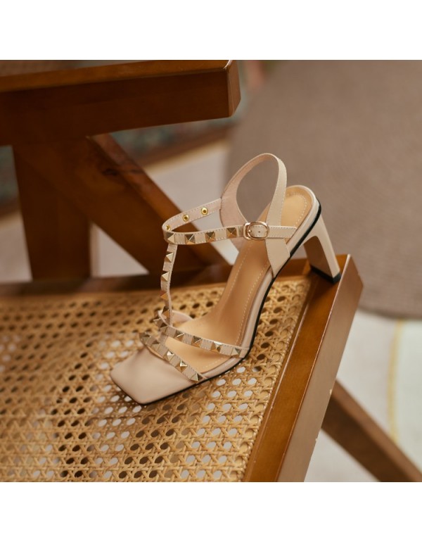 2021 summer new fashion cowhide sandals European and American style square head rivet t-button high heels thick heel sandals women