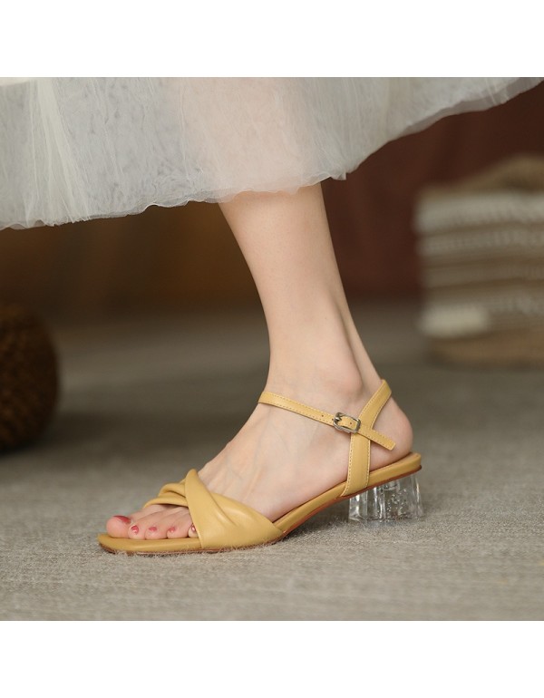 Spring and summer 2021 new Korean version simple thick heel fairy style medium heel temperament crystal heel French women's sandals