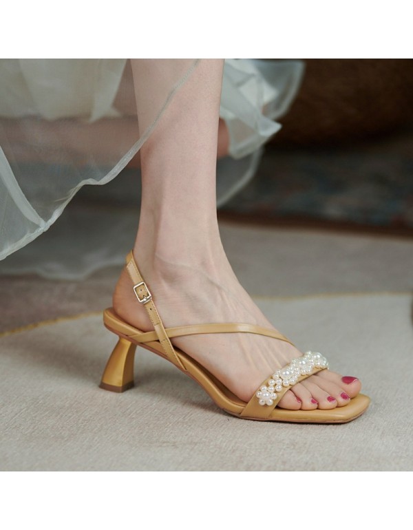 Sandals 2021 new female summer fairy temperament middle heel pearl Kitten Heel one-sided open toe high-heeled shoes