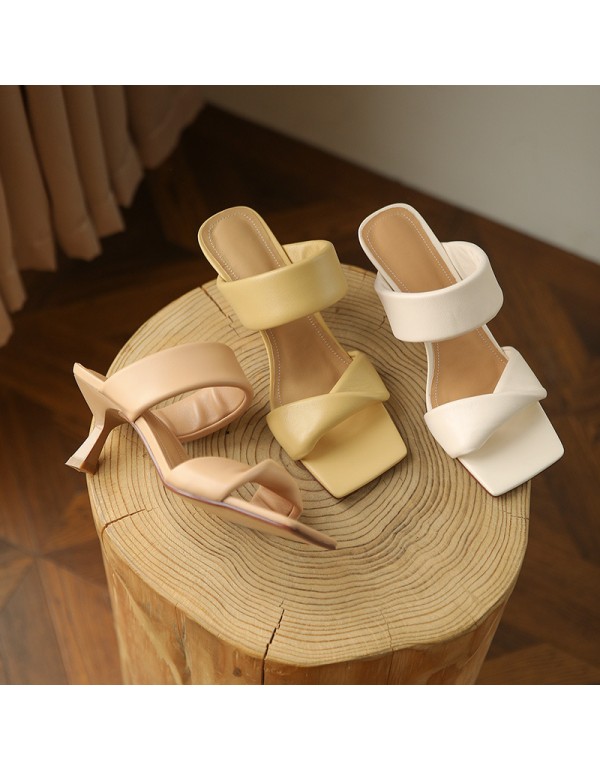 Square head open toed sheepskin sandals for women to wear out in summer fashion high heels, thin heels, fairy word belt sandals for women