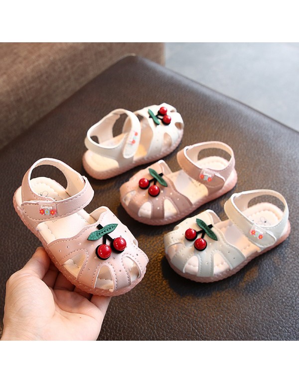 A pair of girls' Baotou sandals, new summer girls' princess shoes, little girls' walking shoes, lovely baby shoes 