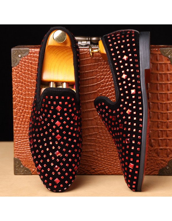 Amazon wishlazada new trend nightclub men's shoes Rhinestone Korean version small leather shoes factory