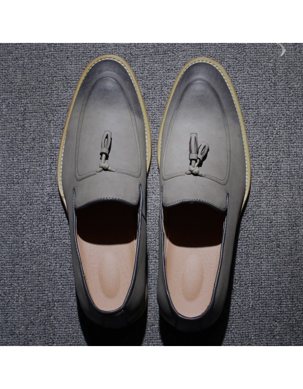 A fashionable men's shoe with hair style, retro tassel, men's leather shoes, single shoes, youth shoes, new fashion shoes in autumn