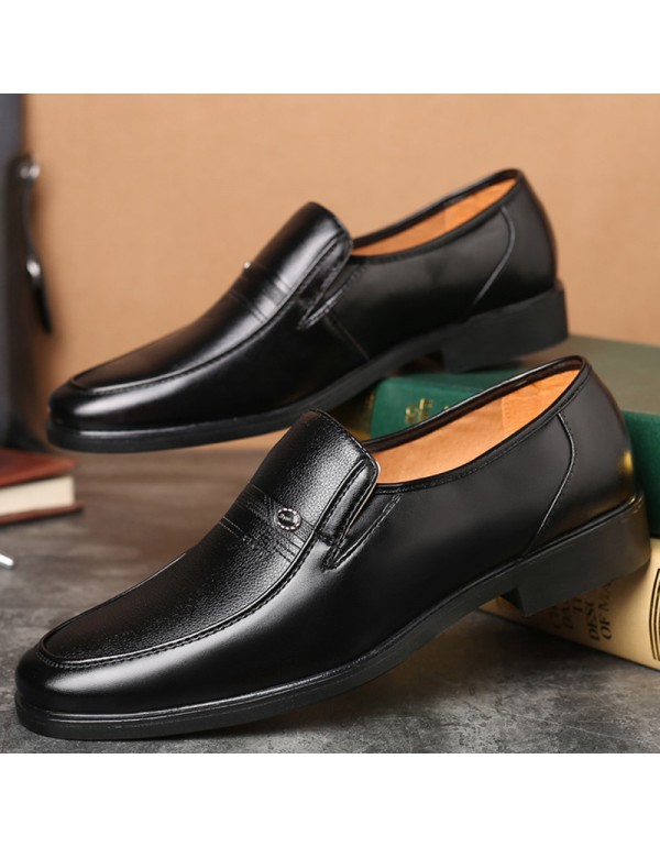 2021 new men's shoes gentlemen's formal business leather shoes banquet cross-border special casual shoes breathable, wear-resistant and anti-skid tide 