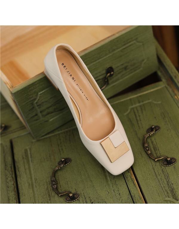 332-6 sheepskin square buckle thick heel middle heel high heels women's head grandmother shoes can be worn twice, and the soft leather of heel shoes can be stepped on 5cm 