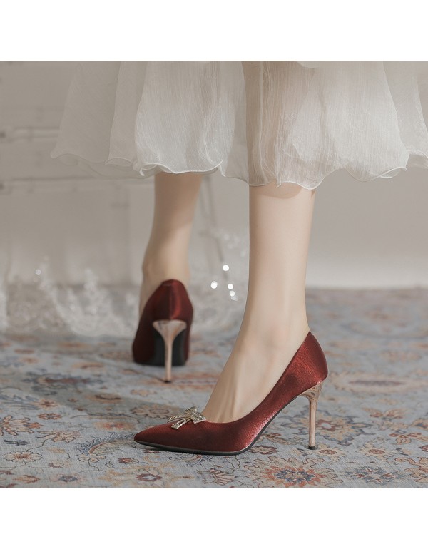 3709-18 wedding shoes bride shoes autumn and winter new Rhinestone bow single shoes red thin heel pointed high heels 