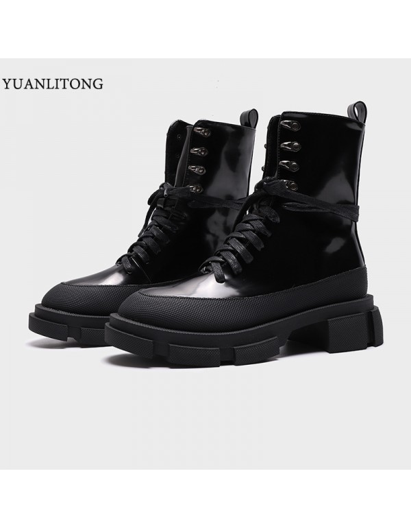 Autumn and winter 2021 new thick bottomed round head Martin boots women's shoes fashion lace up Korean song Qian's same low tube short boots 