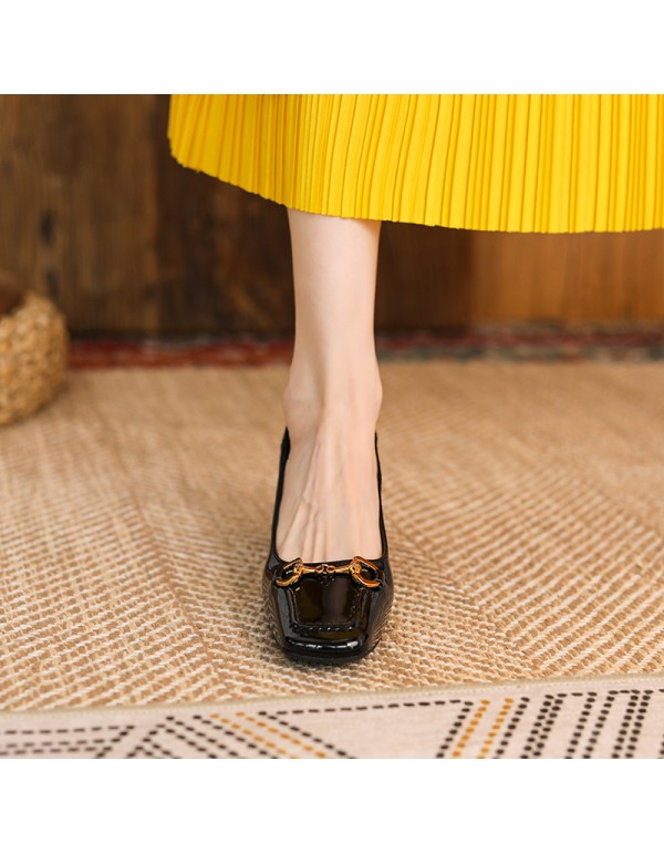 332-1 horsetail buckle thick heel shoes 2021 autumn new style square head retro sheepskin two wear high heels 