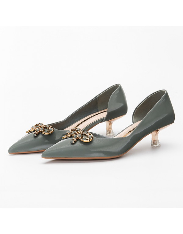 339-18 metal button pointed high heels women's net red retro low heel temperament new in early spring 2021 