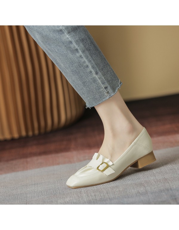 Square head thick heel shoes women's 2021 autumn new style square buckle fold versatile shallow mouth middle heel grandma's shoes women's work shoes 