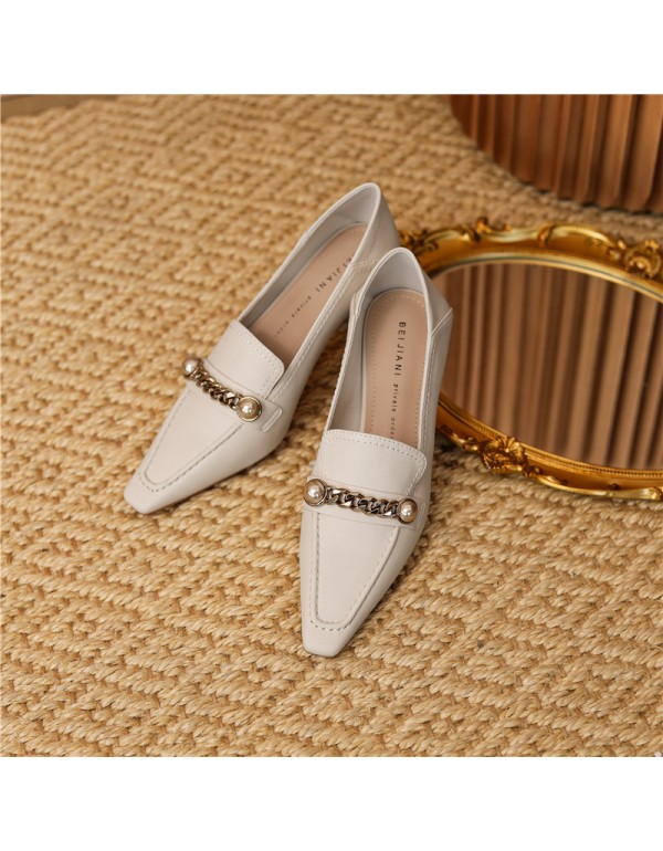 9318-10 sheepskin small square head high heels women's thick heel soft leather pearl chain French retro single shoes can step on heels 