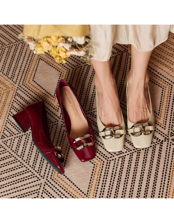 332-5 sheepskin retro middle heel Mary Jane shoes high heels women's shallow mouth square head metal buckle single shoes can be worn for two times 