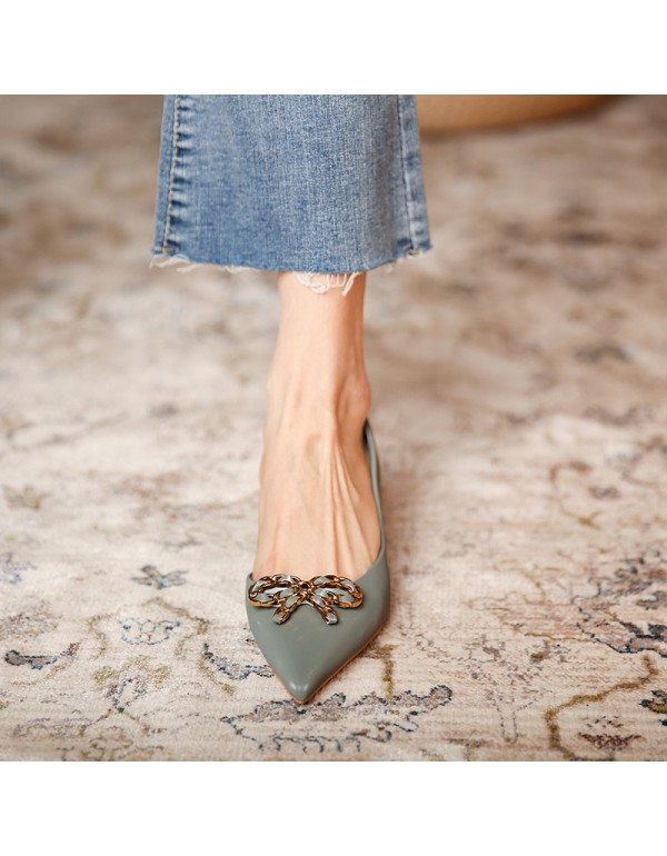 339-18 metal button pointed high heels women's net red retro low heel temperament new in early spring 2021 