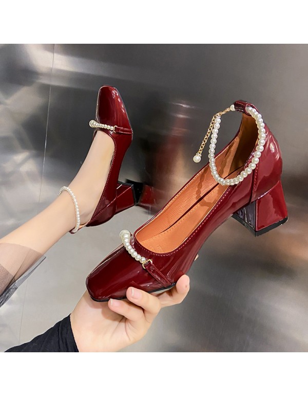 Pearl one line belt Mary Jane shoes women's 2022 new French thick heel Mary Jane shoes pearl belt high-heeled single shoes