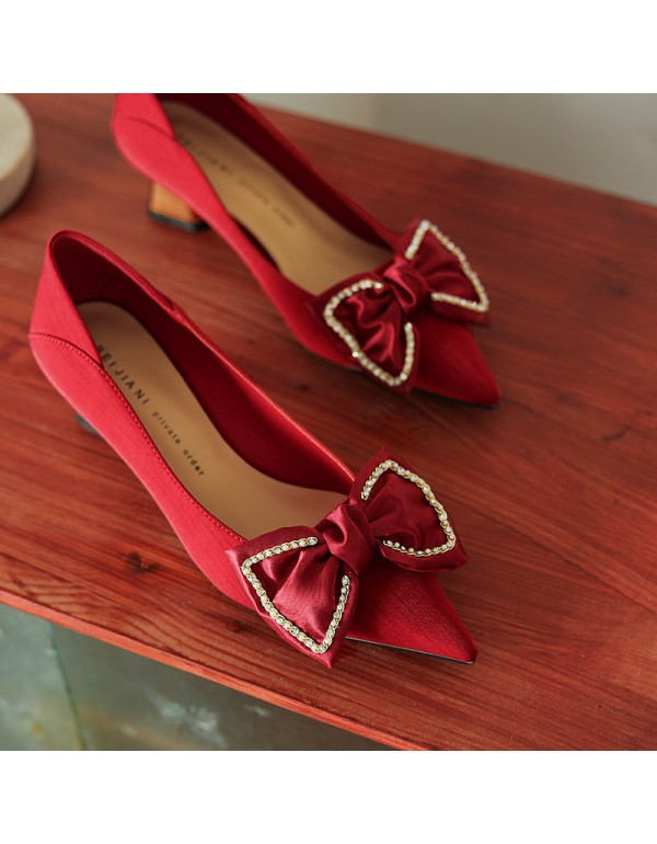 568-15 Rhinestone bow high heels women's pointed thick heel single shoes wedding shoes Bridesmaid shoes Xiuhe shoes sheepskin heel 