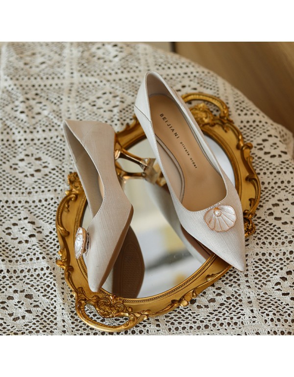 998-10 sheepskin pearl shell high heels women's pointed thin heels 2022 spring hard and versatile, two can step on heels 