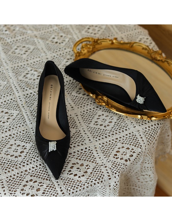 998-12 Satin high heels spring new sheepskin French pearl pointed shallow mouth wedding shoes Bridesmaid shoes single shoes 